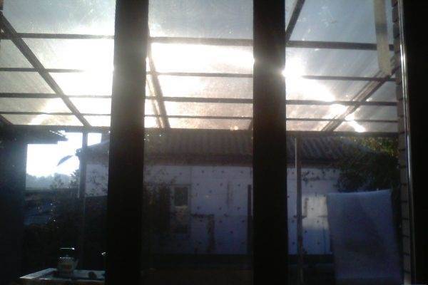 Навес из поликарбоната